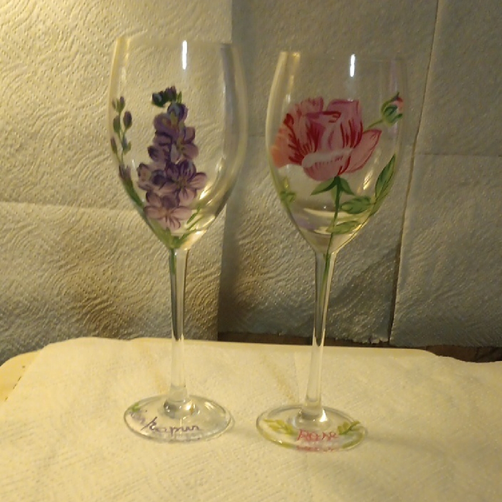 Vintage Hand-Painted Floral Wine Glasses 4 piece Set
